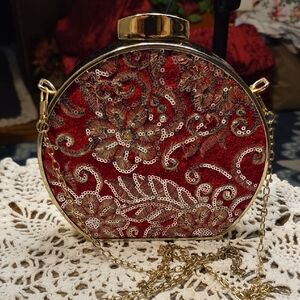 Chic Red and Gold Stitched Velvet Round Crossbody Bag